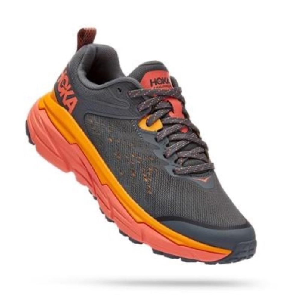 NWOT Hoka Challenger ATR 6 - size 8.5